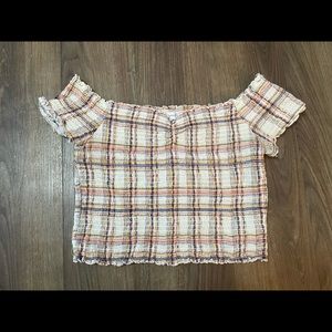 off the shoulder urban outfitters crop top